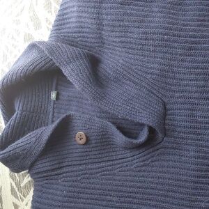 Barney's Fisherman Navy Blue Heavy Sweater.
